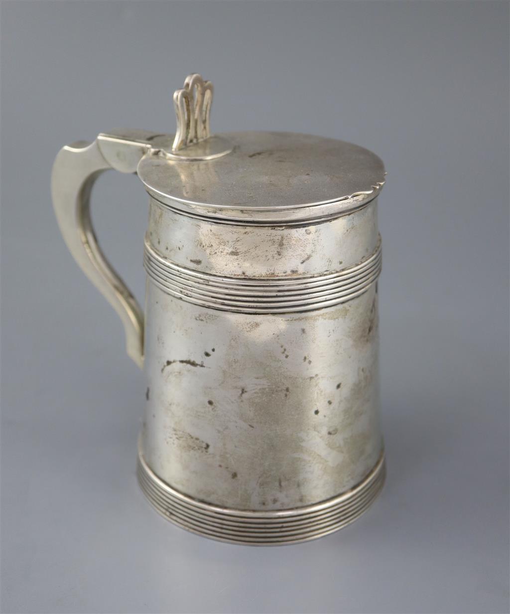 An early 19th century Anglo-Indian silver tankard, (inscription inside)